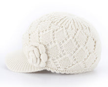Load image into Gallery viewer, Women's Winter Fleece Lined Dimaond Knit Cap