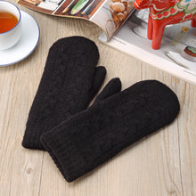 Load image into Gallery viewer, Winter Plush Fleece Lined Cable Knit Mitten
