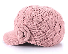 Load image into Gallery viewer, Women&#39;s Winter Fleece Lined Dimaond Knit Cap
